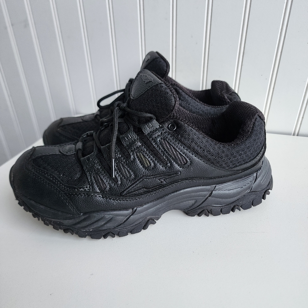 Avia Women's Taylor Black Comfort Lace Up Low Top Walking Shoes Size 9